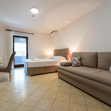 Studio Apartments Marea 2 ブドヴァ 部屋 写真