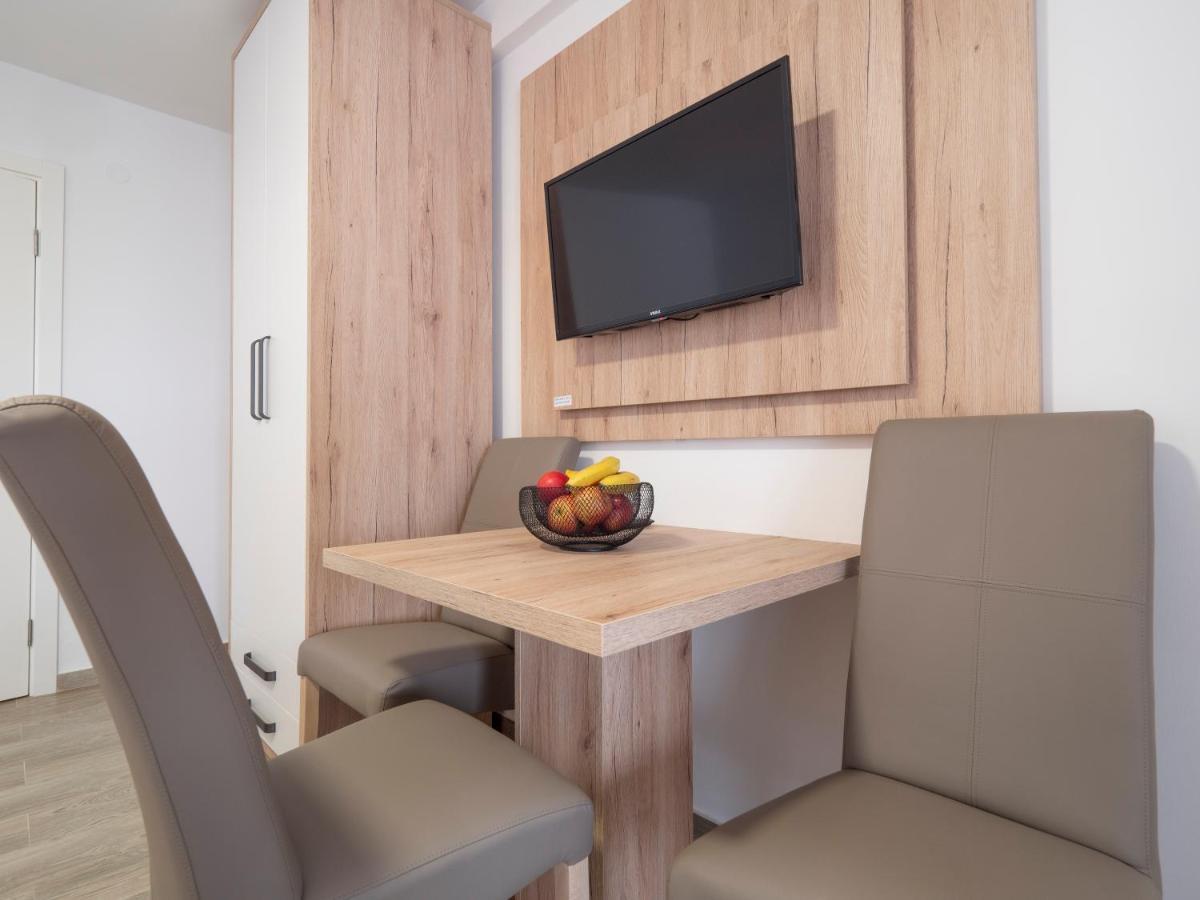 Studio Apartments Marea 2 ブドヴァ エクステリア 写真